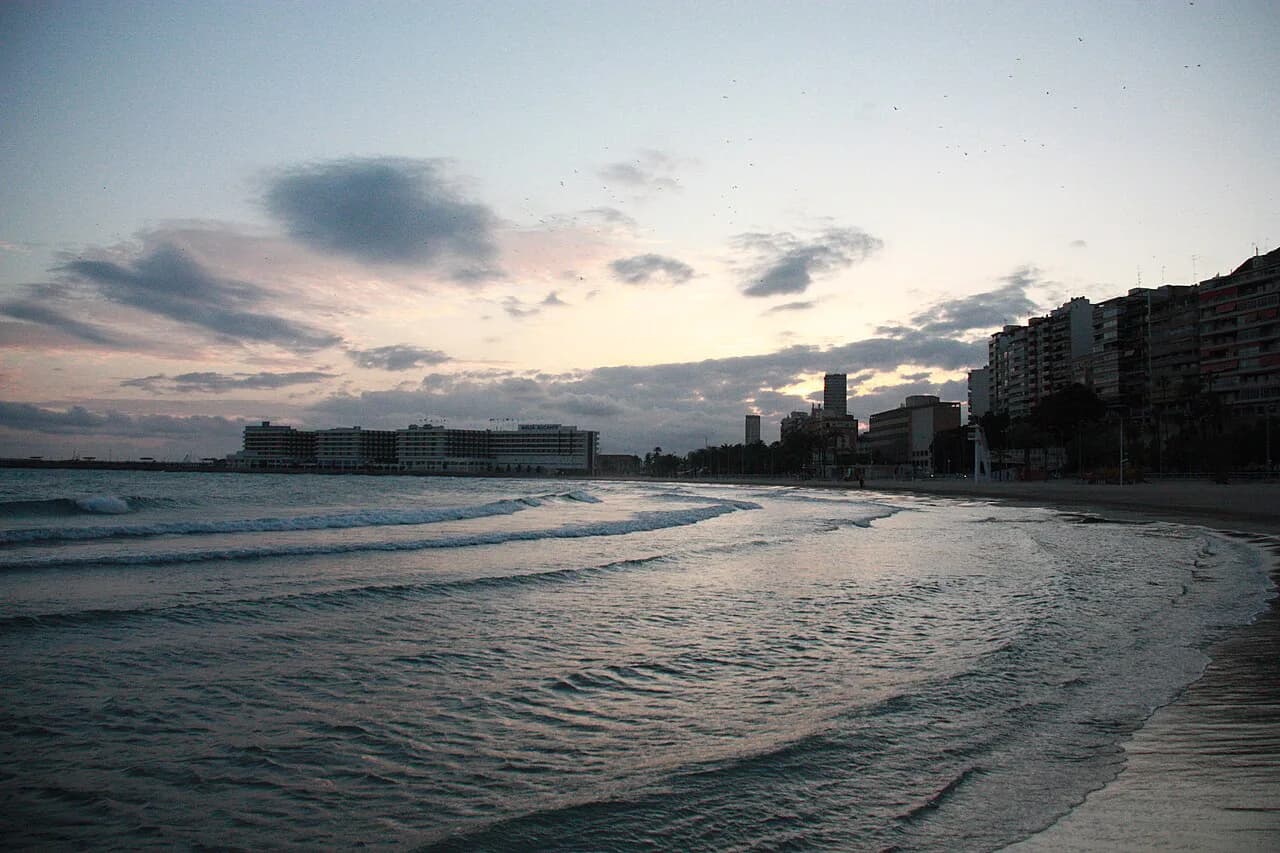 Nude Beaches in Alicante: Naturist Spots on the Costa Blanca