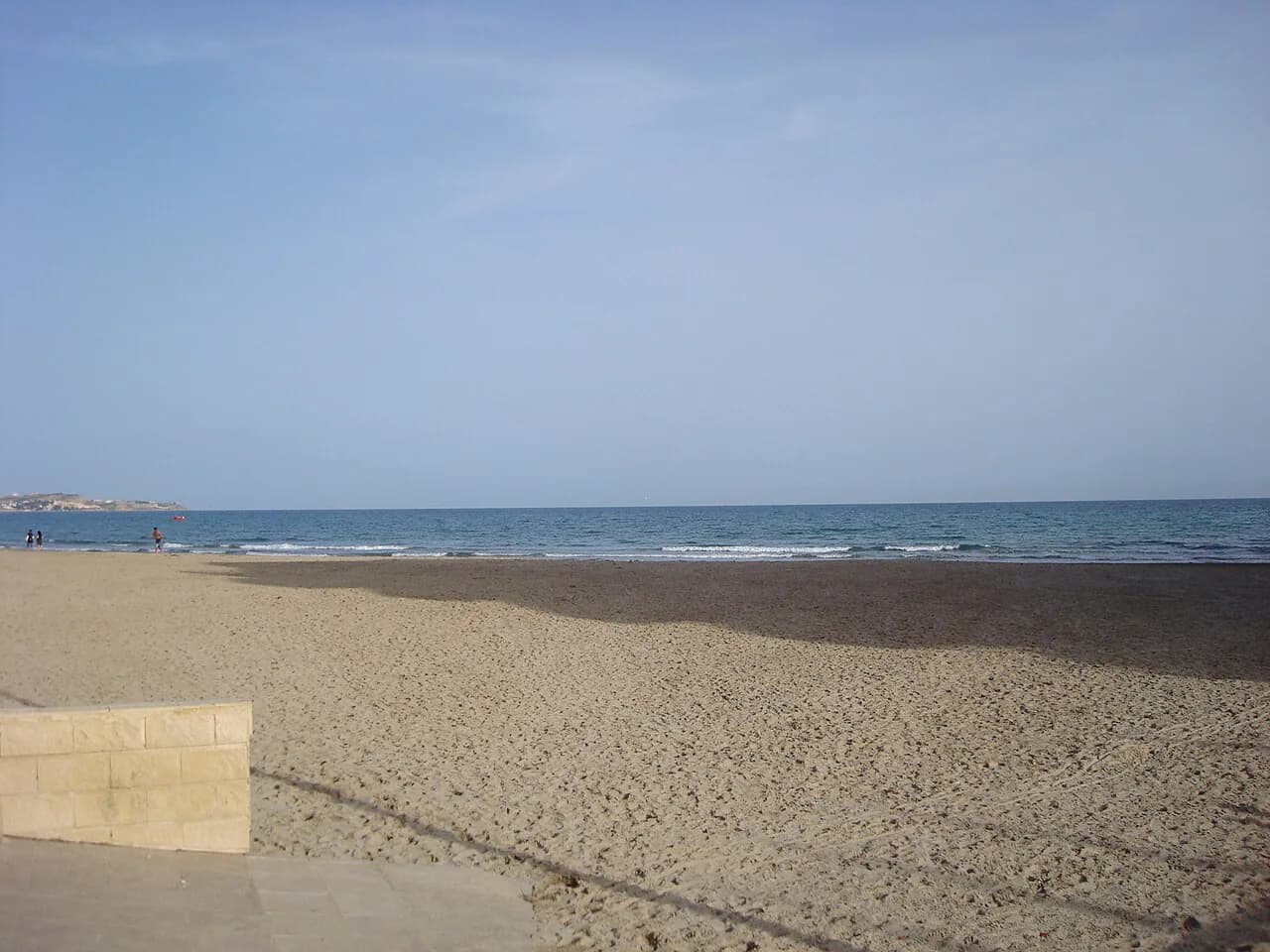 Alicante Sea Temperature by Month: When to Swim