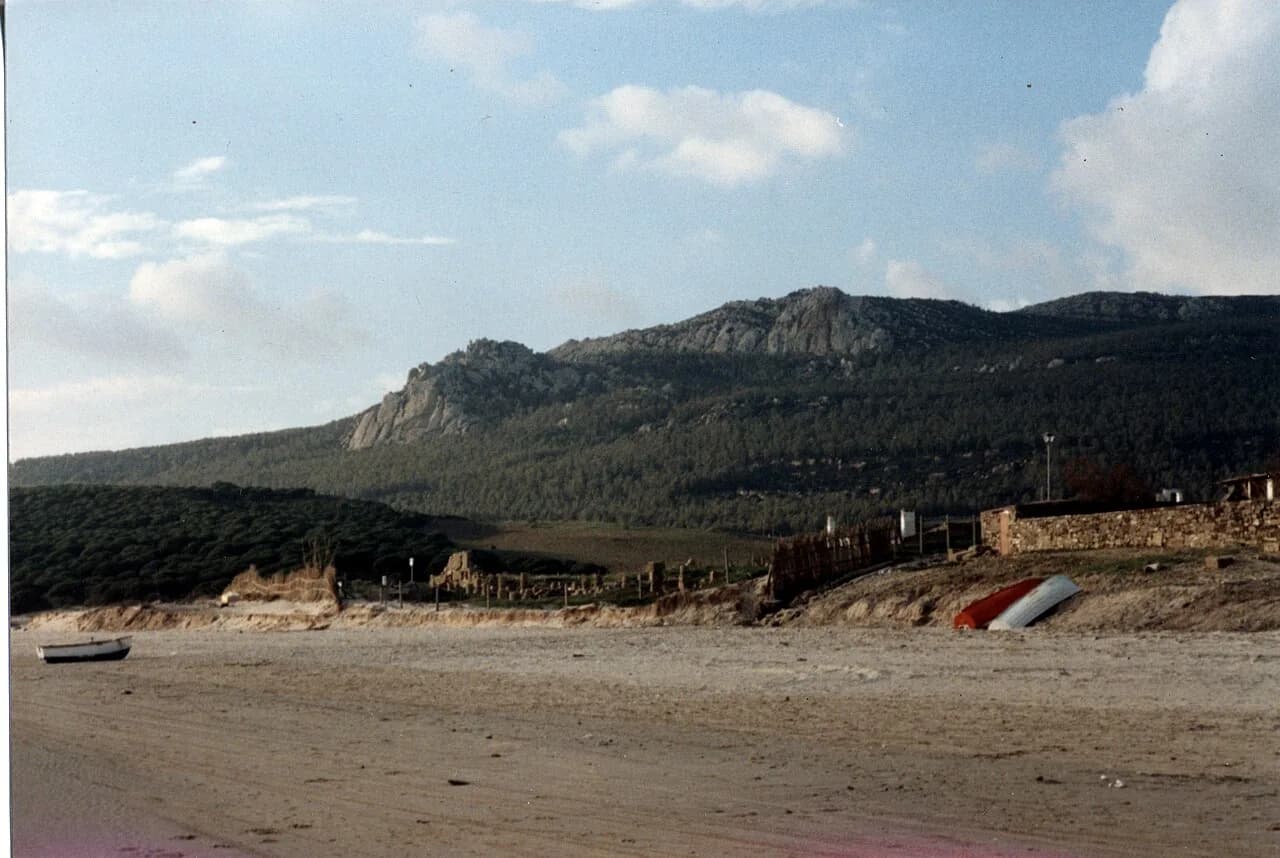 Playa de Bolonia, Tarifa: Beach Guide, Access and When to Go