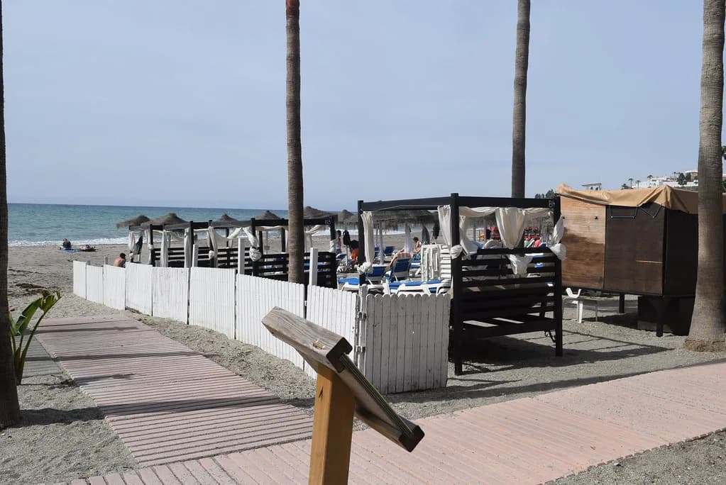 Burriana Beach, Nerja: Sand, Access and Facilities Guide