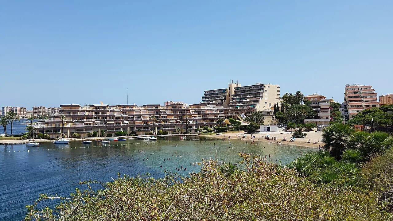 Cala del Pino, La Manga: Mar Menor Beach Guide