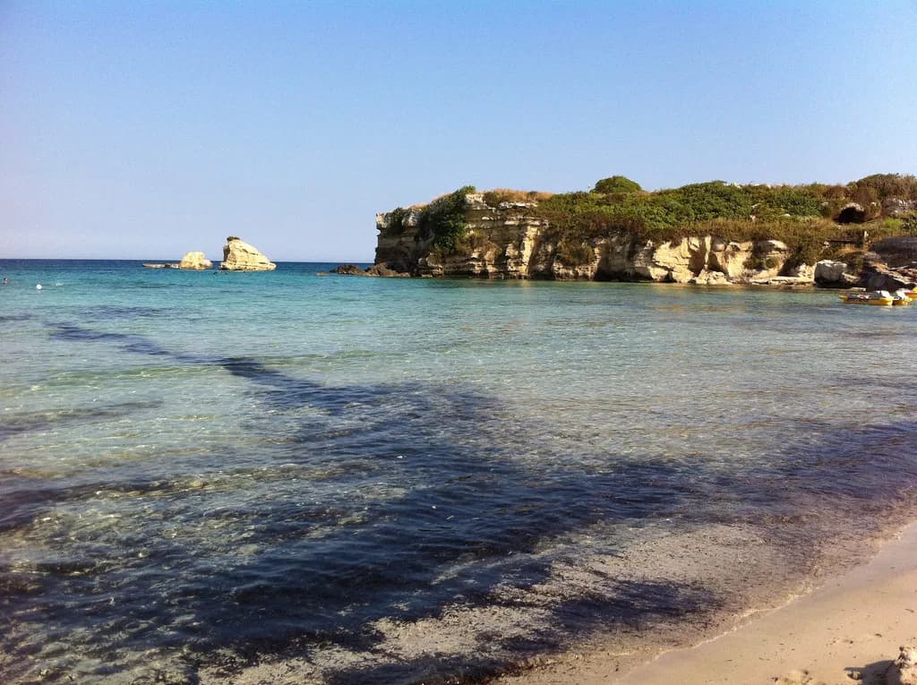 Fontane Bianche Beach, Sicily: Sand, Buses and Lidos
