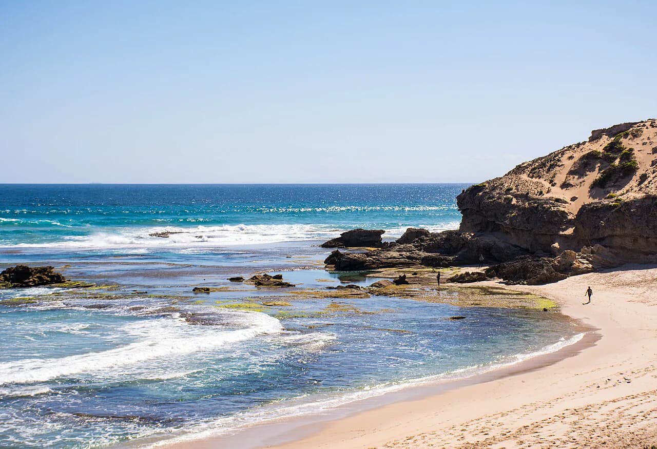 Free Beaches in Sorrento: Where to Swim Without Paying