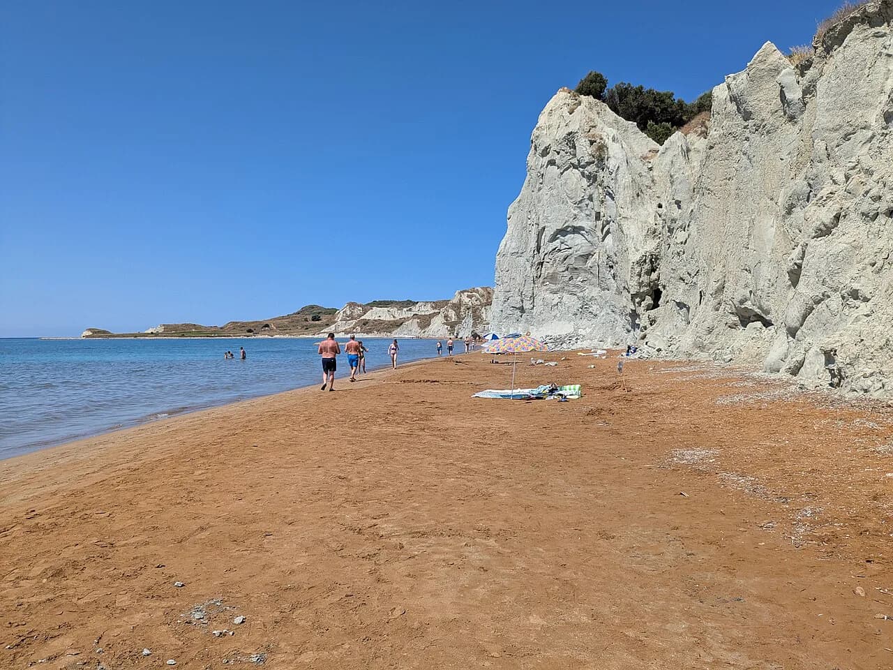 Fteri Beach, Kefalonia: Water Taxi, Hike and What to Expect