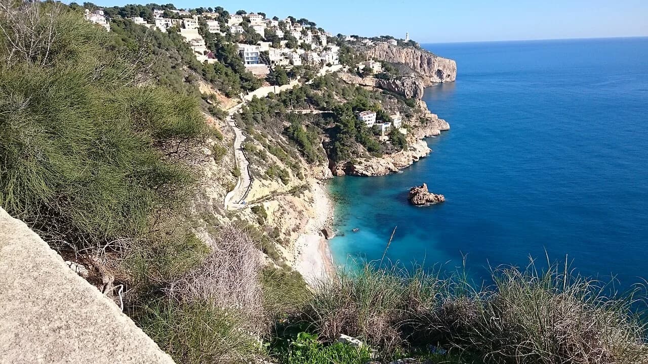 Jávea Beaches: Coves, Sands and Pebble Bays for Your Day