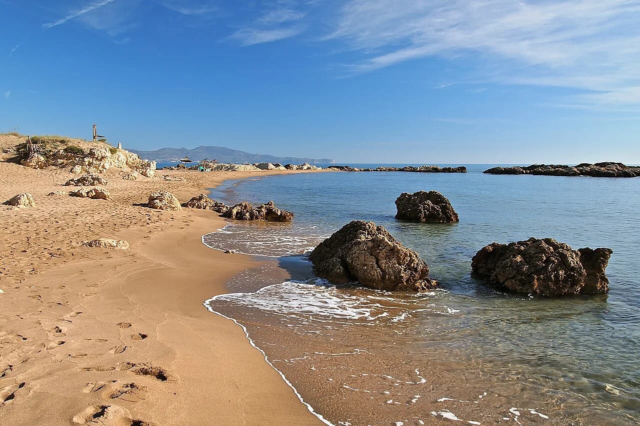 L'Escala Beaches: Sandy Bays, Pebble Coves and Where to Swim