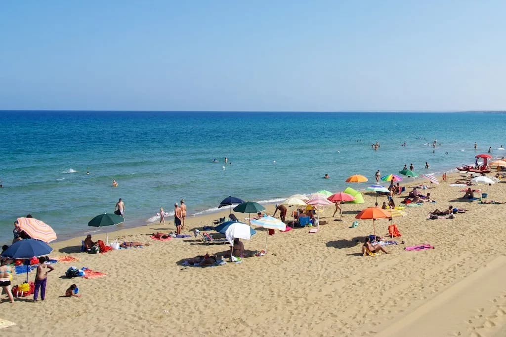 Lido di Noto Beach Guide: Noto Marina Sands & Getting There
