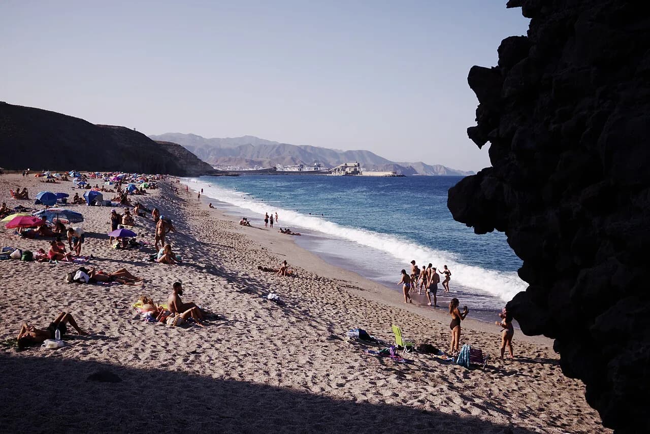 Playa de los Muertos, Almería: Access & Parking Guide