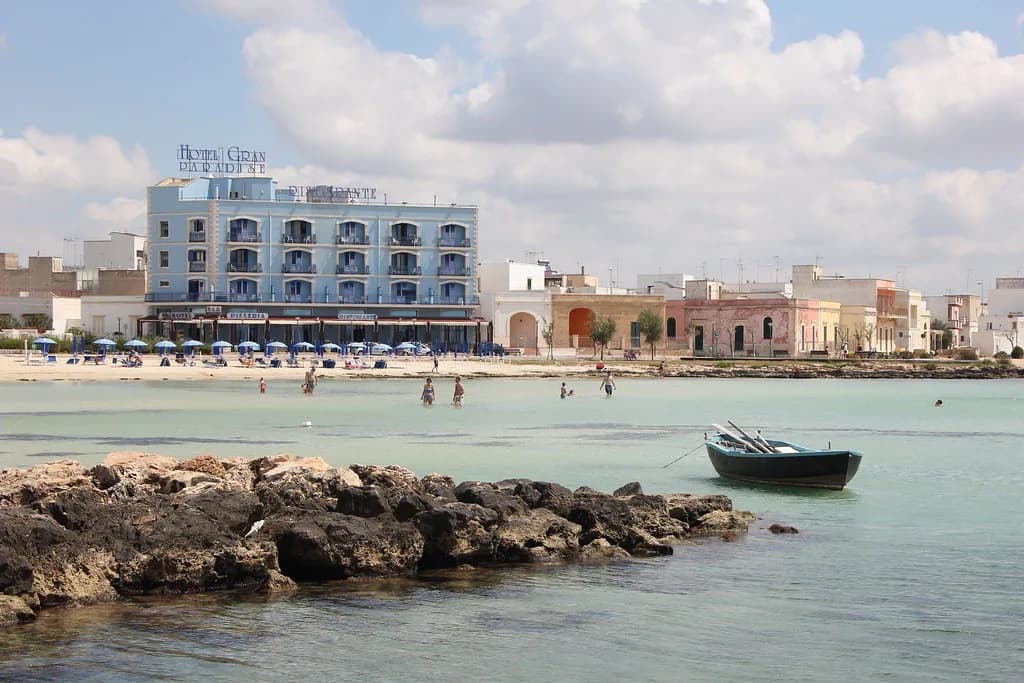 Porto Cesareo Beaches: Where to Swim in Lecce