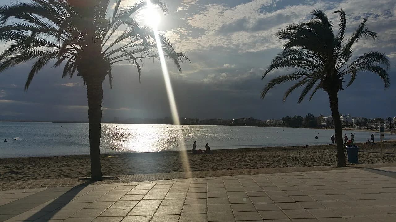 Roses Beaches: Which Costa Brava Beach Suits Your Day