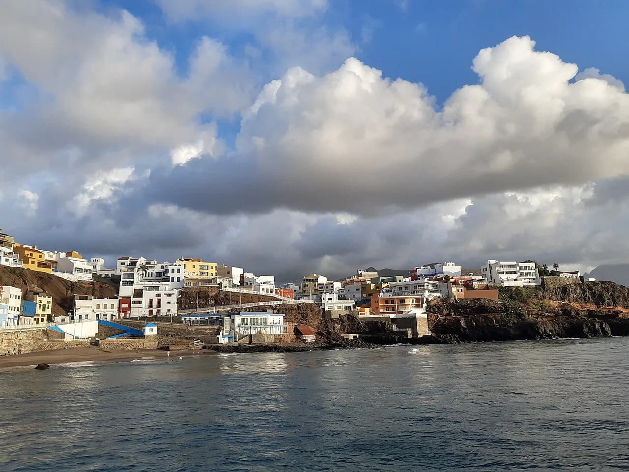 Sardina del Norte, Gran Canaria: Beach or Harbour?