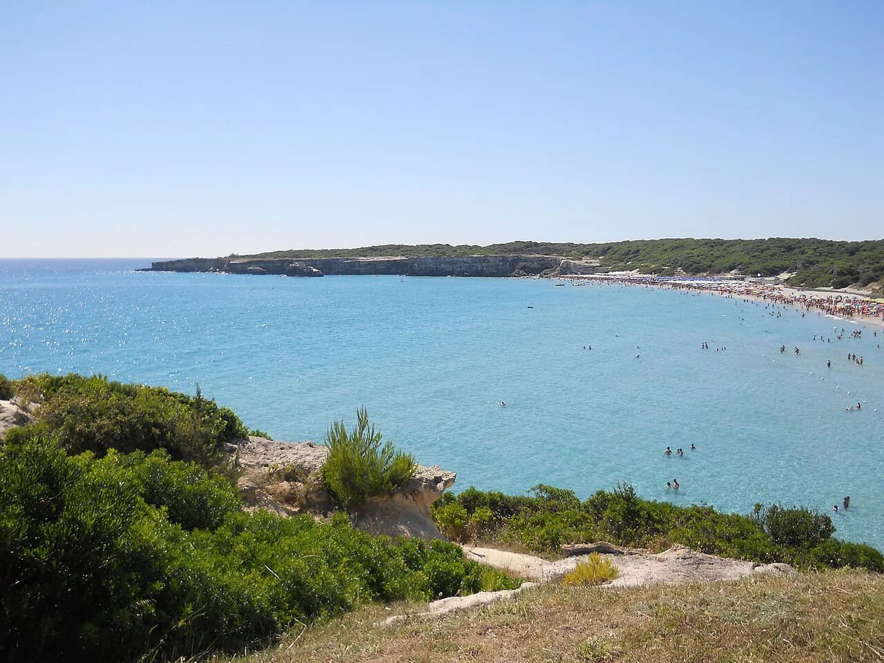 Torre dell'Orso Beach Guide: Sand, Lidos and Getting There