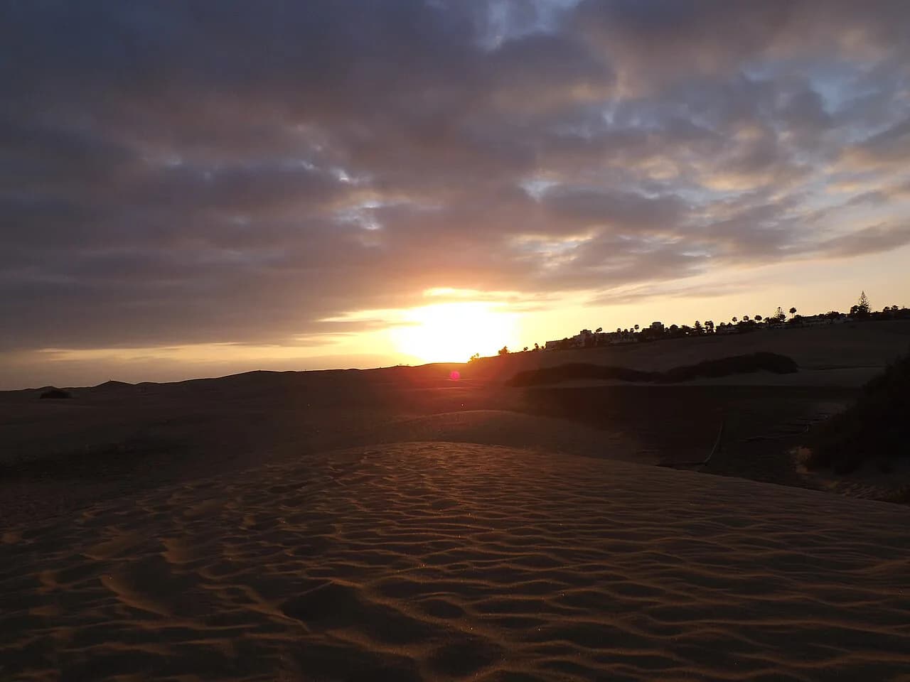 Maspalomas Beach, Gran Canaria: Dunes & Getting There