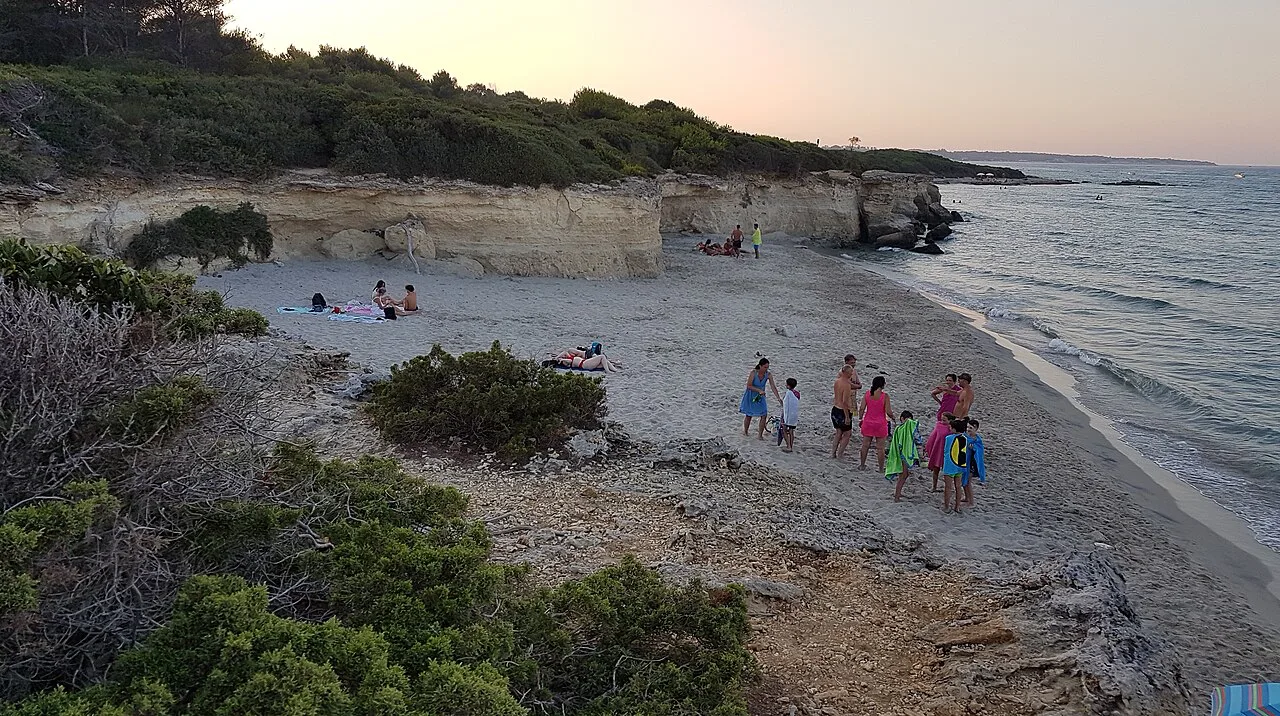 Baia dei Turchi, Lecce