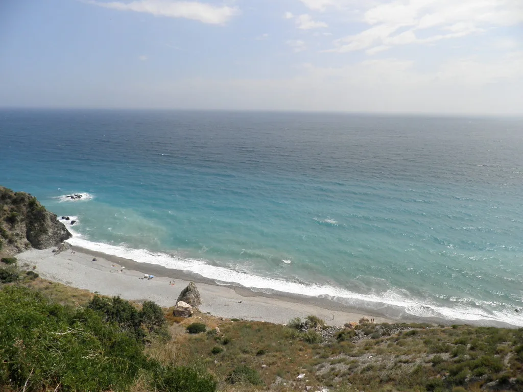 Cala del Pino, Nerja