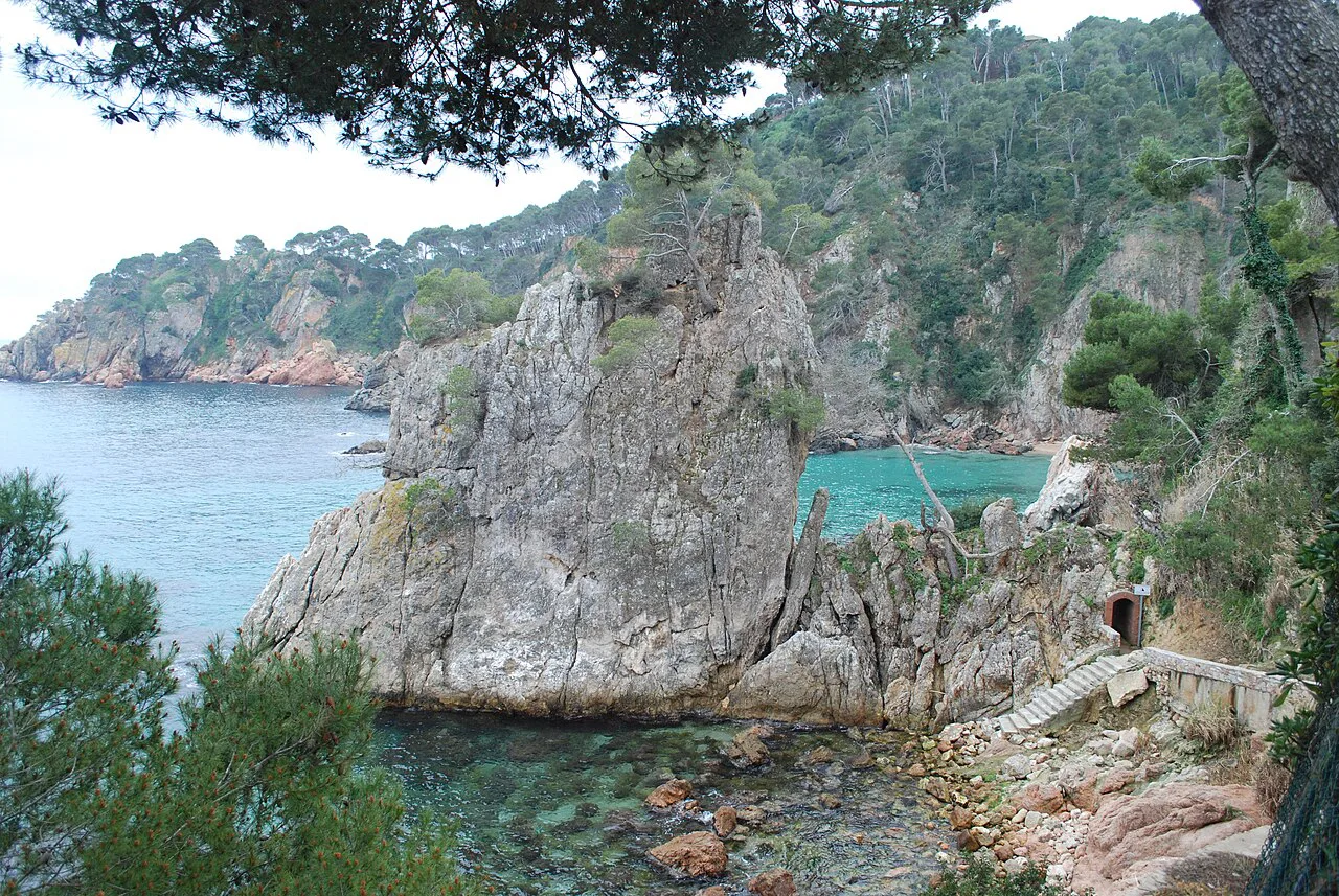 Calella de Palafrugell, Province of Girona, Spain - panoramio
