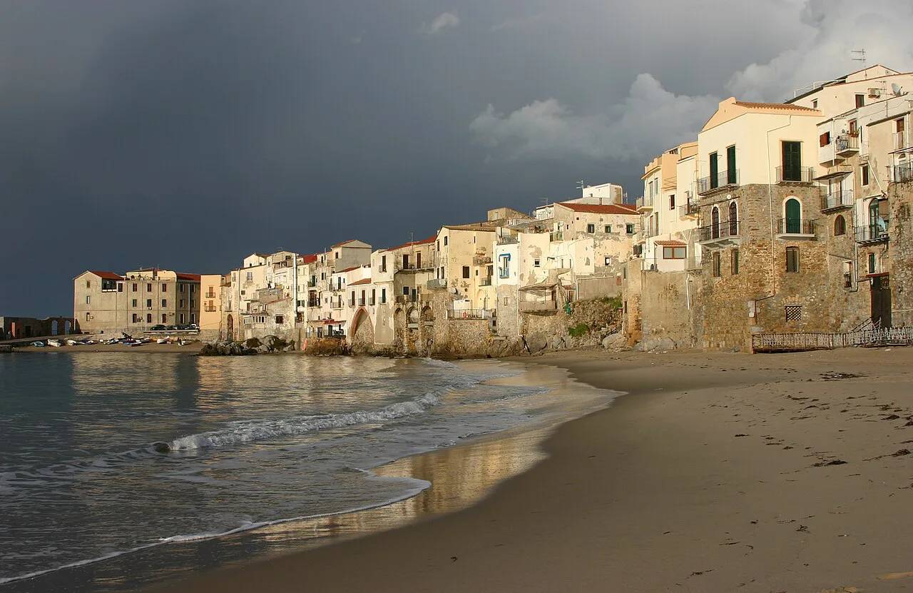 Beach front - Cefalù - Italy