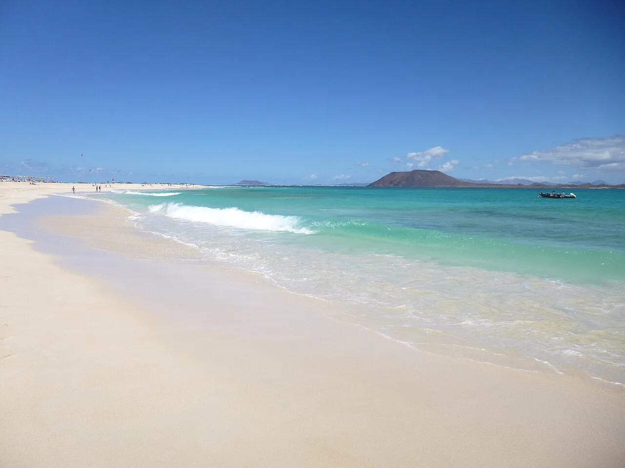 Corralejo Beach, April