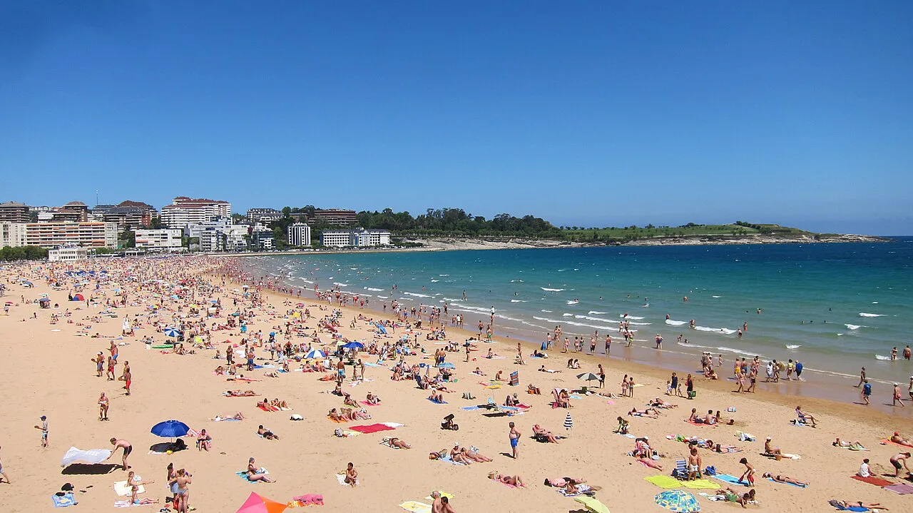 Playa el sardinero santander - panoramio