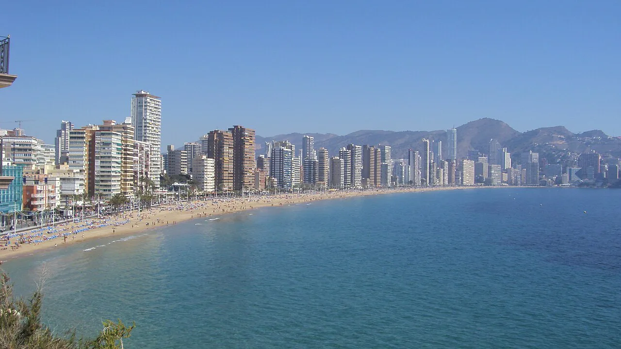 Levante Beach, Benidorm - panoramio - Buffers on tour, Alicante
