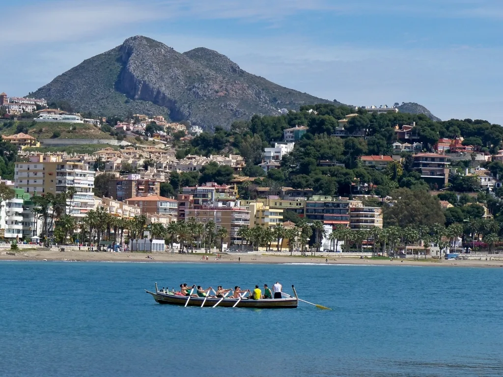 Jábega 'La Traya' en la playa de La Caleta (Málaga)