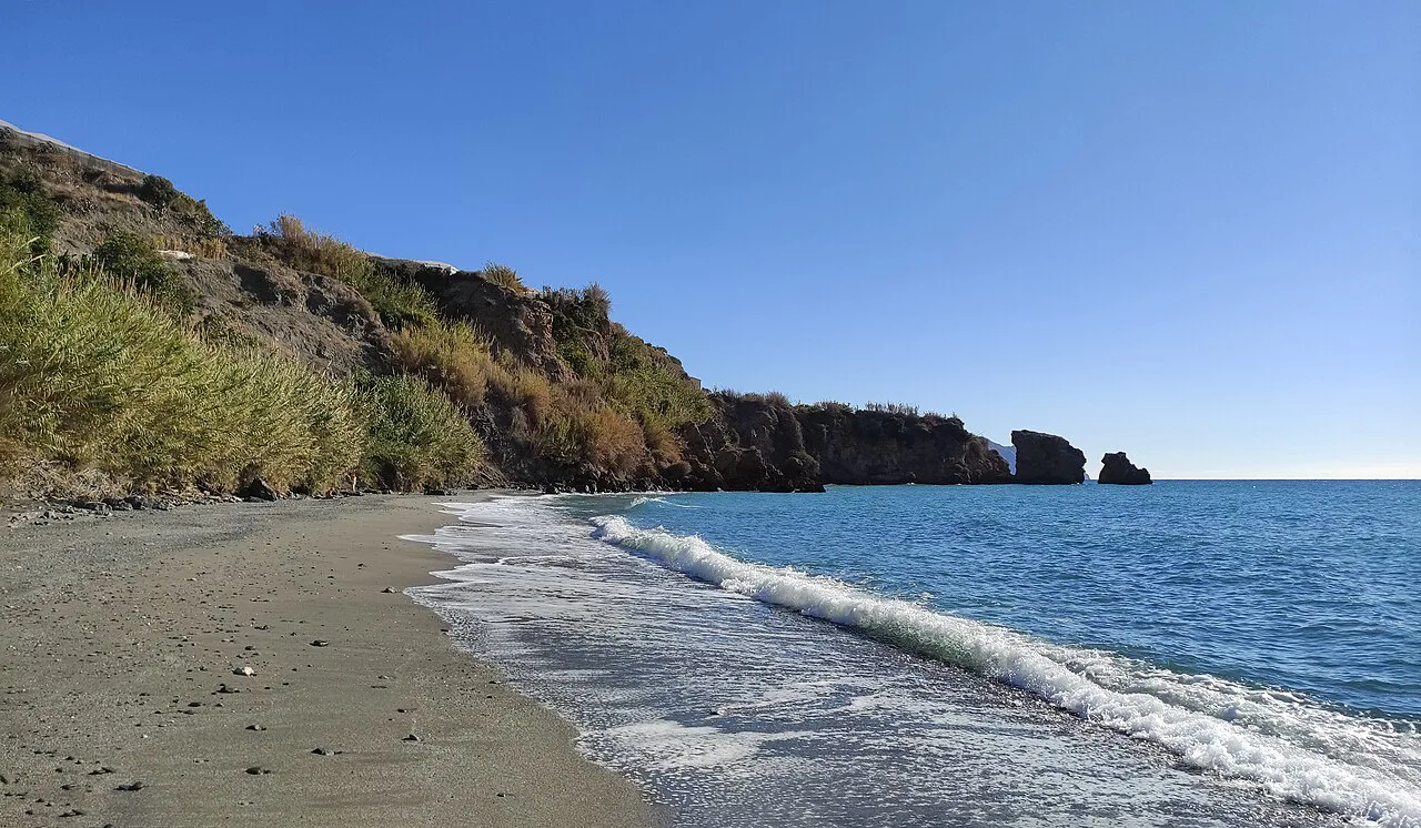Playa de la Caleta Maro, Nerja