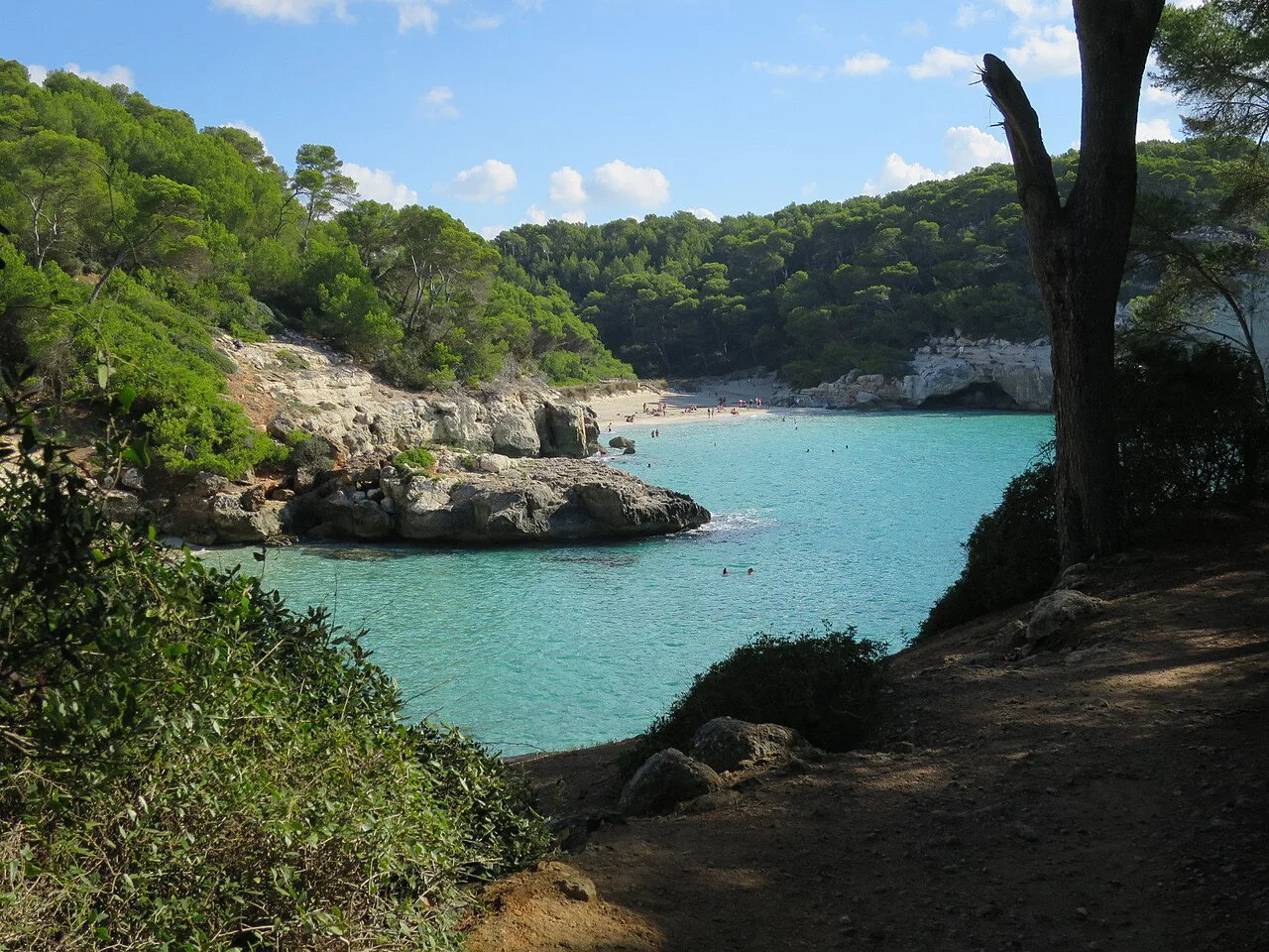 Cala Mitjana, Menorca