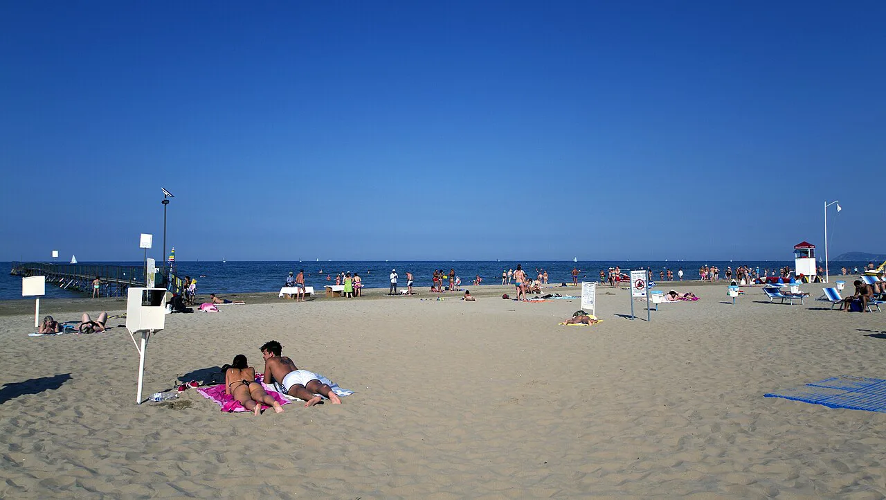 Miramare, Rimini RN, Italy - panoramio, Trieste