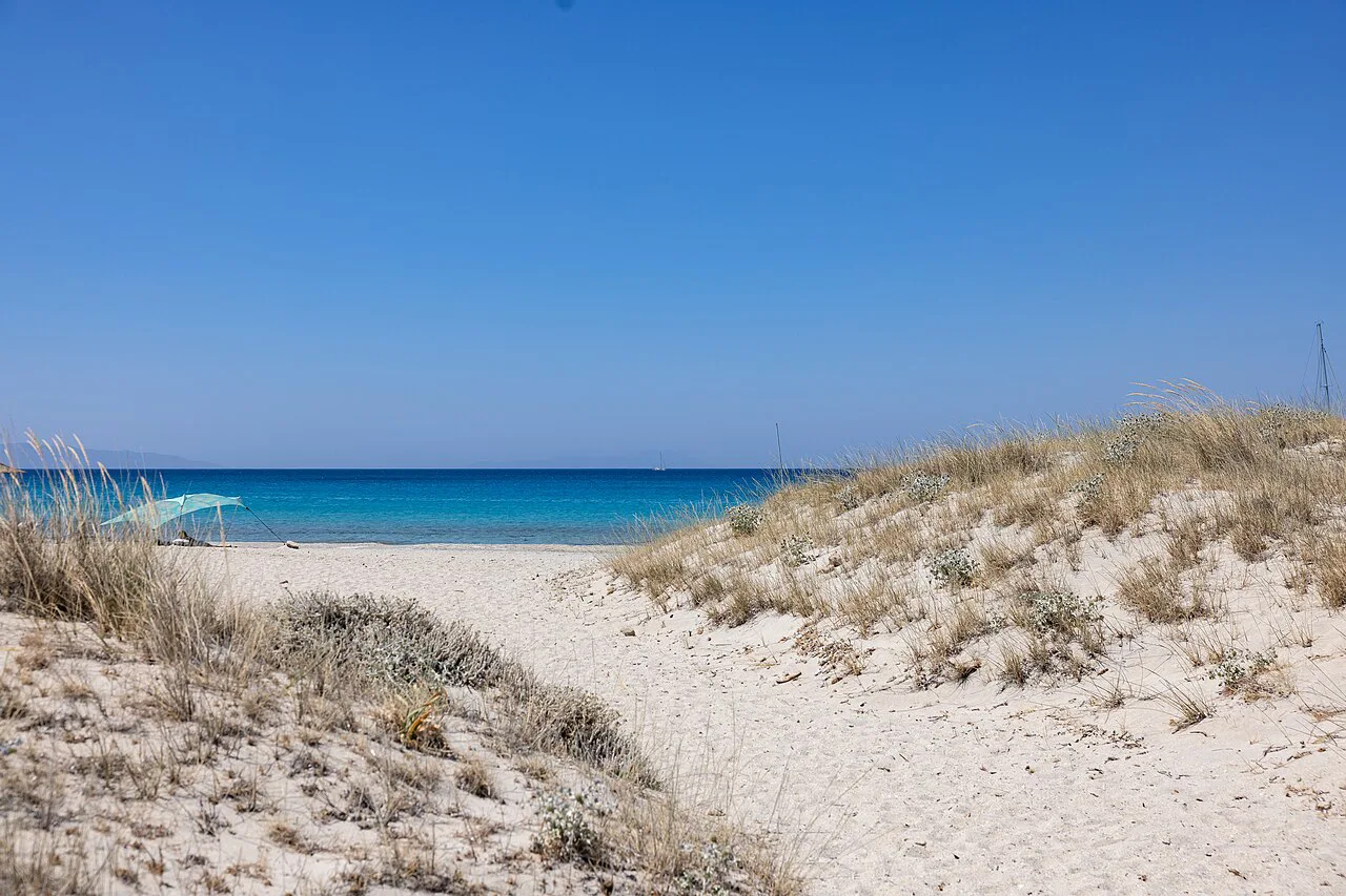 Naxos Mikri Vigla beach