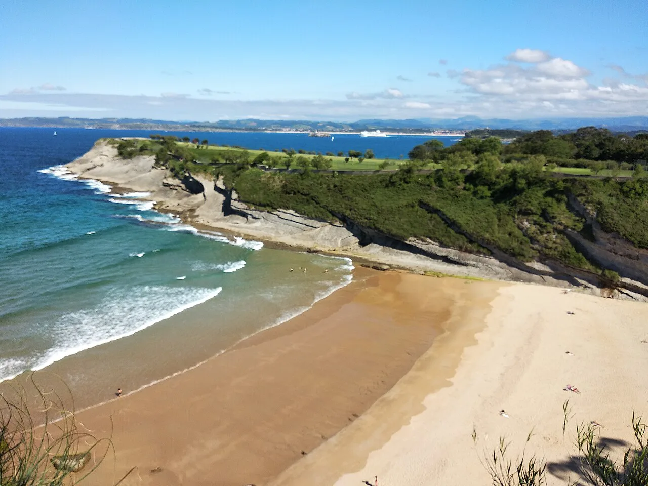 Playa de Mataleñas y Cabo Menor, Santander