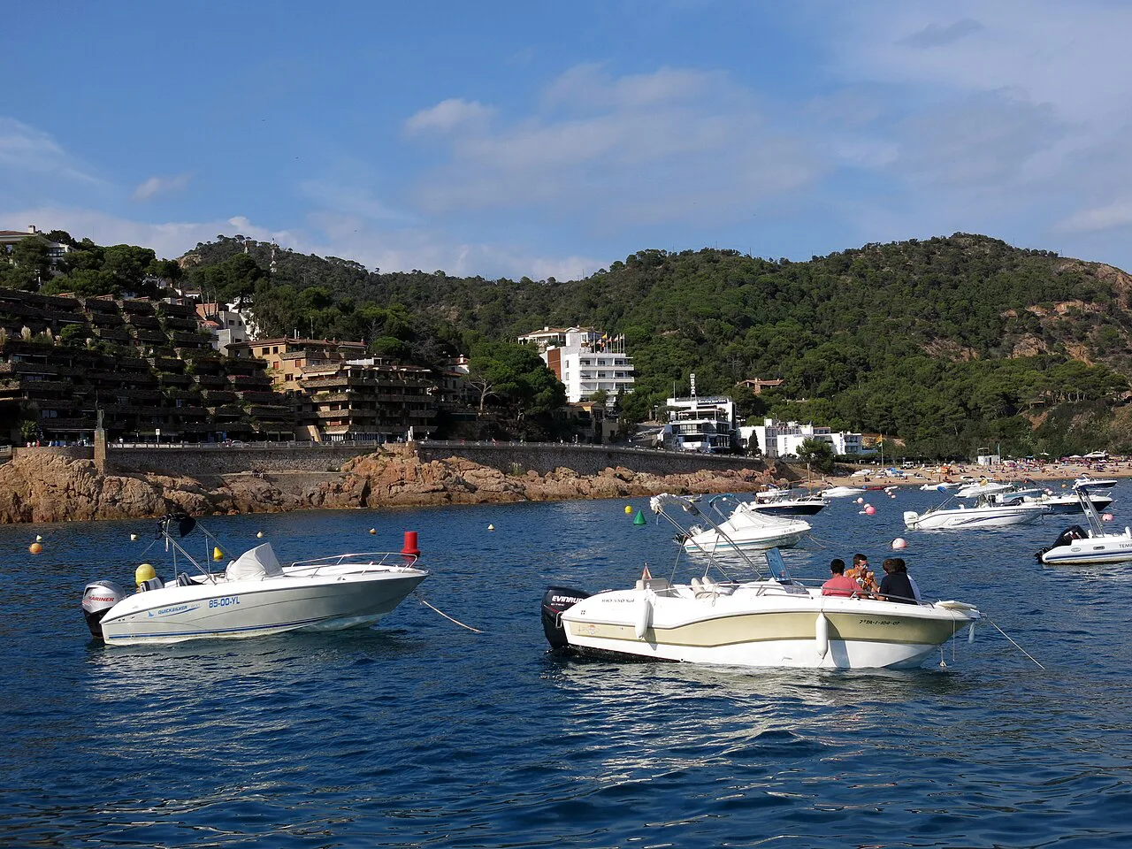 Barques davant la platja de Tossa de Mar, Girona